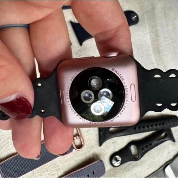 Apple Watch series 2 rose gold 38 mm - Picture 5 of 5